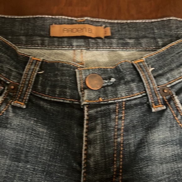 High Quality Jeans - Picture 11 of 12